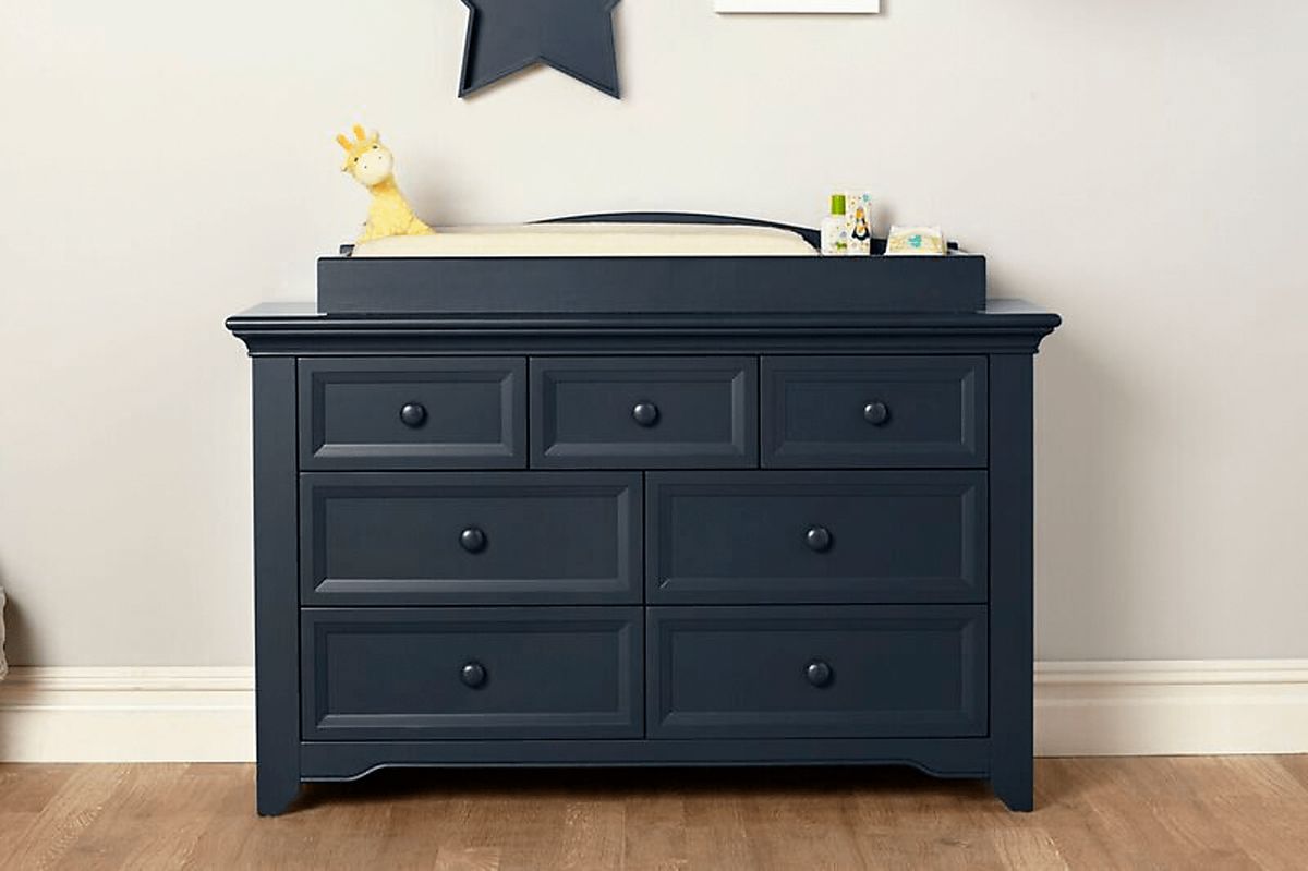 Baby cache changing table on sale