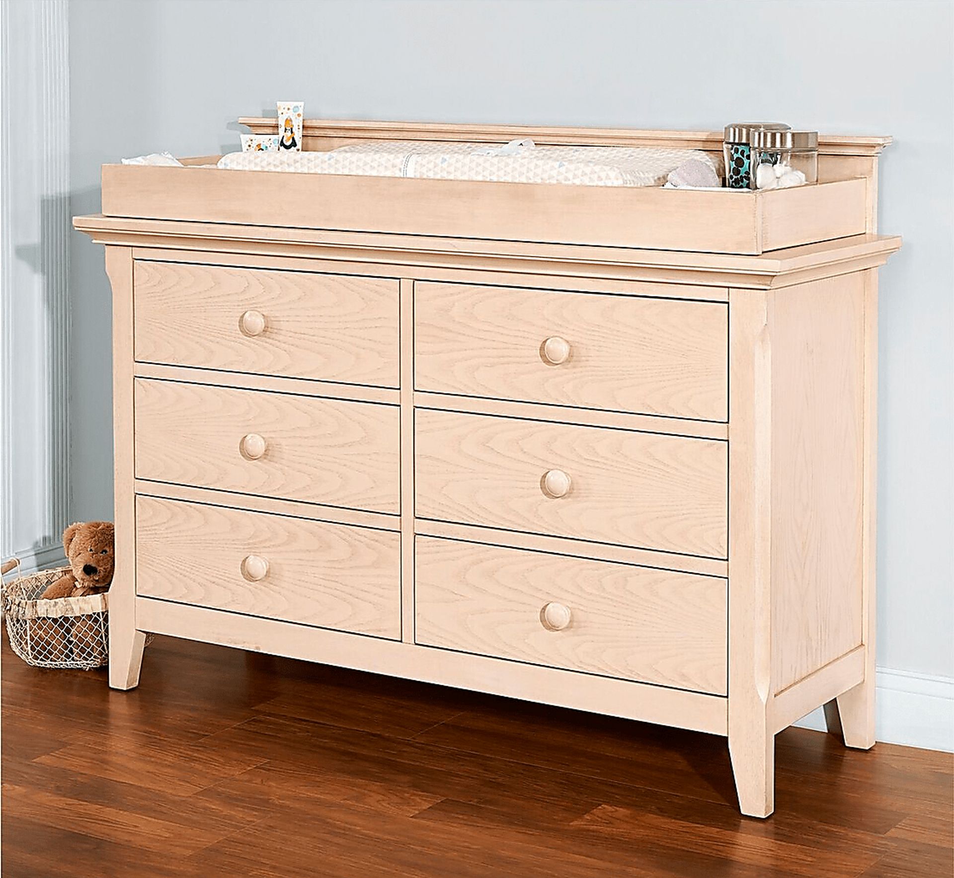 Baby Cache Overland Point Beige Dresser with Changing Topper and Pad - Image 4