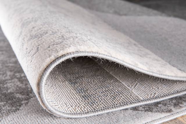 Bade Gray 8' x 10' Rug - Thumbnail - Image 3