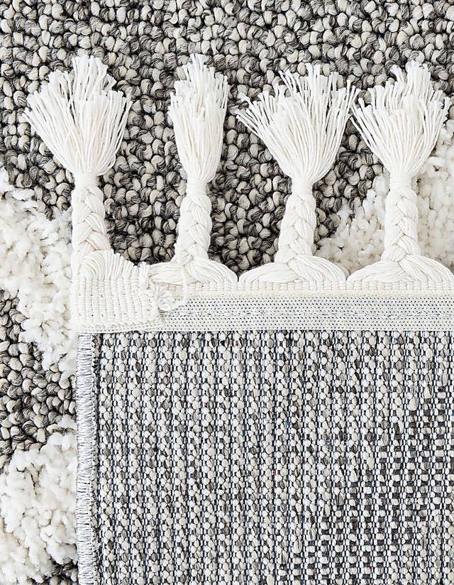 Bahari Gray 7'10 x 10' Rug - Thumbnail - Image 8