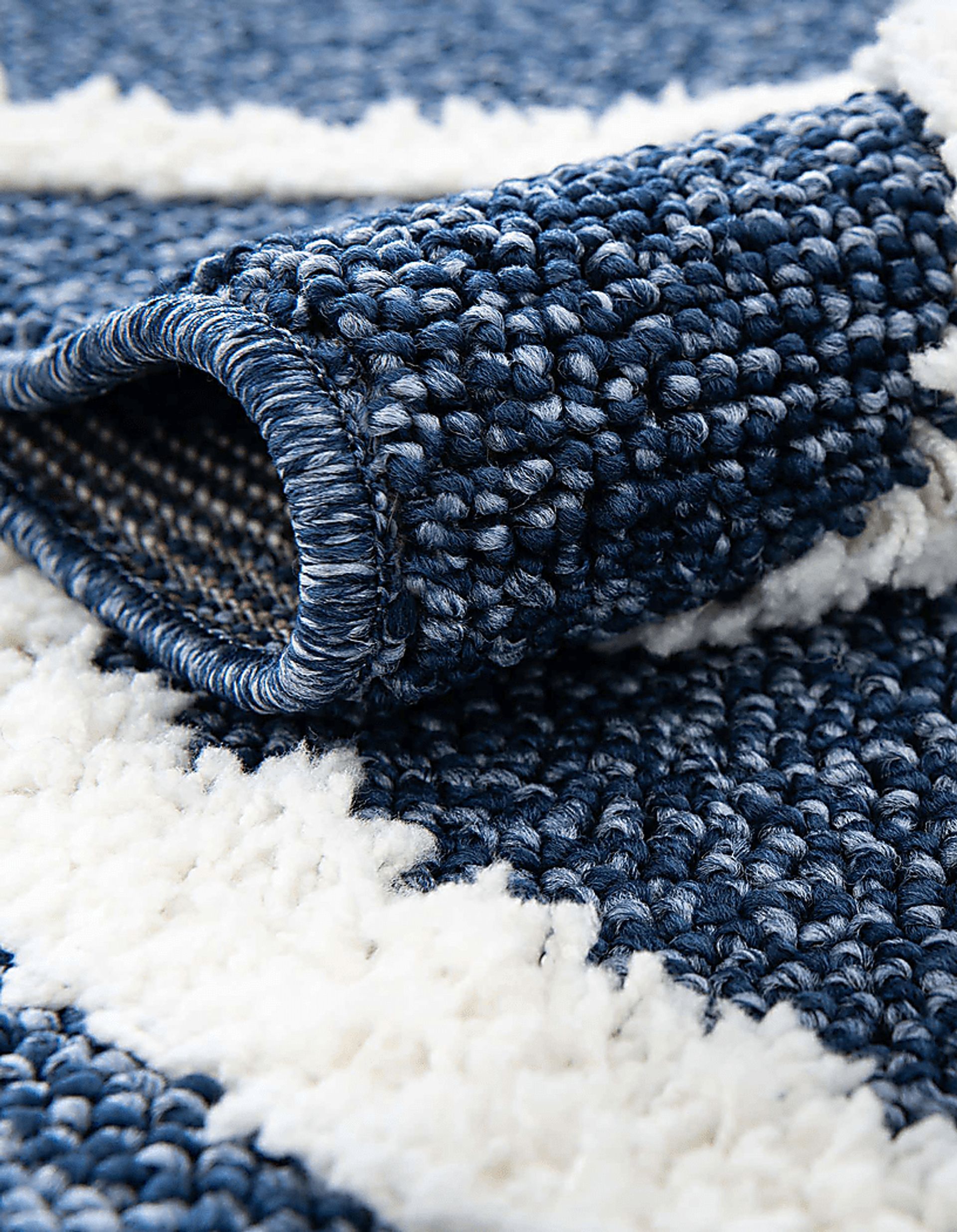 Bahari Navy,White Blue,White Rugs | Rooms to Go