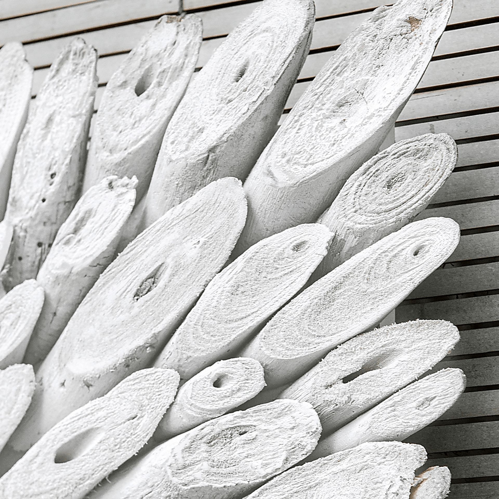 Bahlow White Wall Decor - Image 5