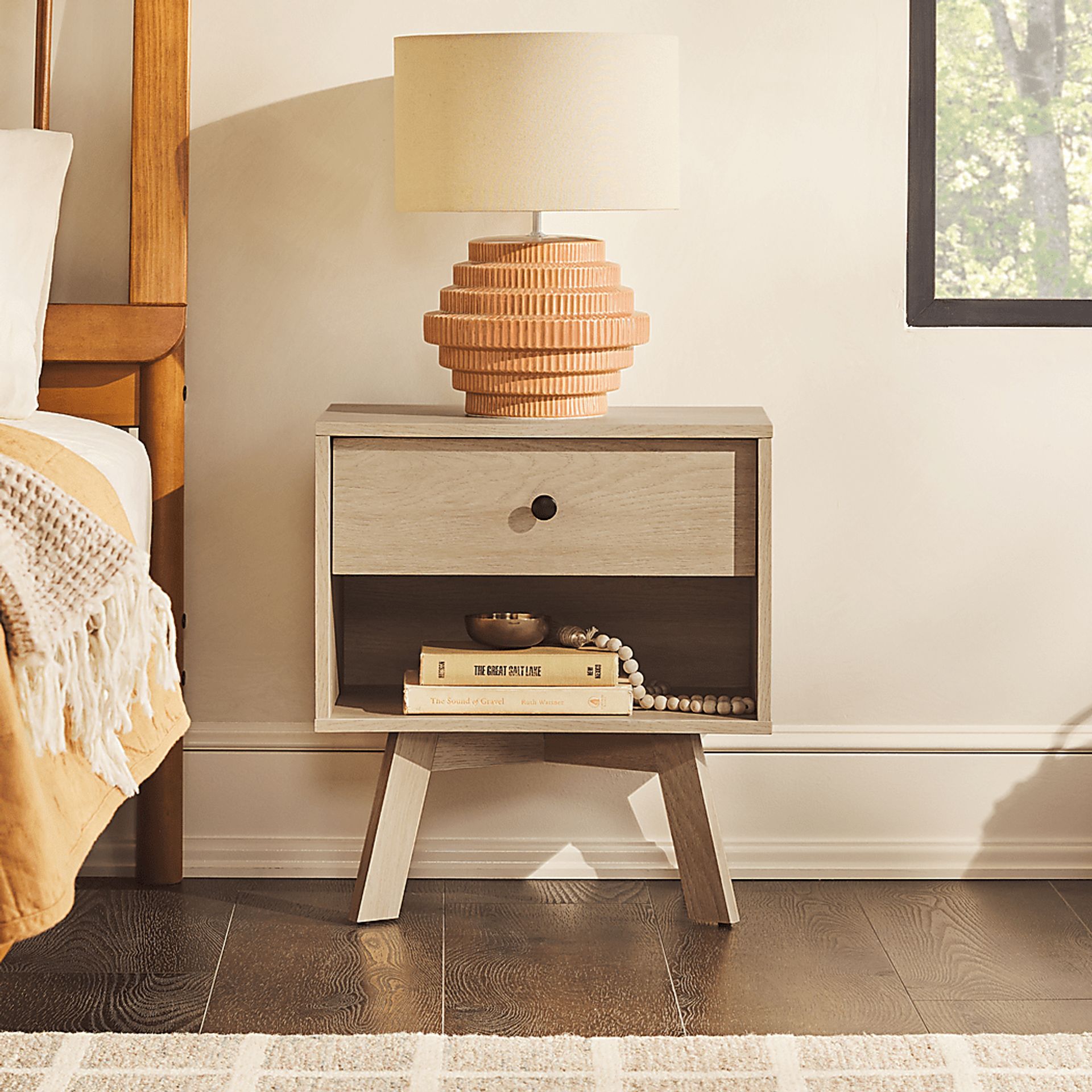 Baleville Oak Nightstand - Image 2