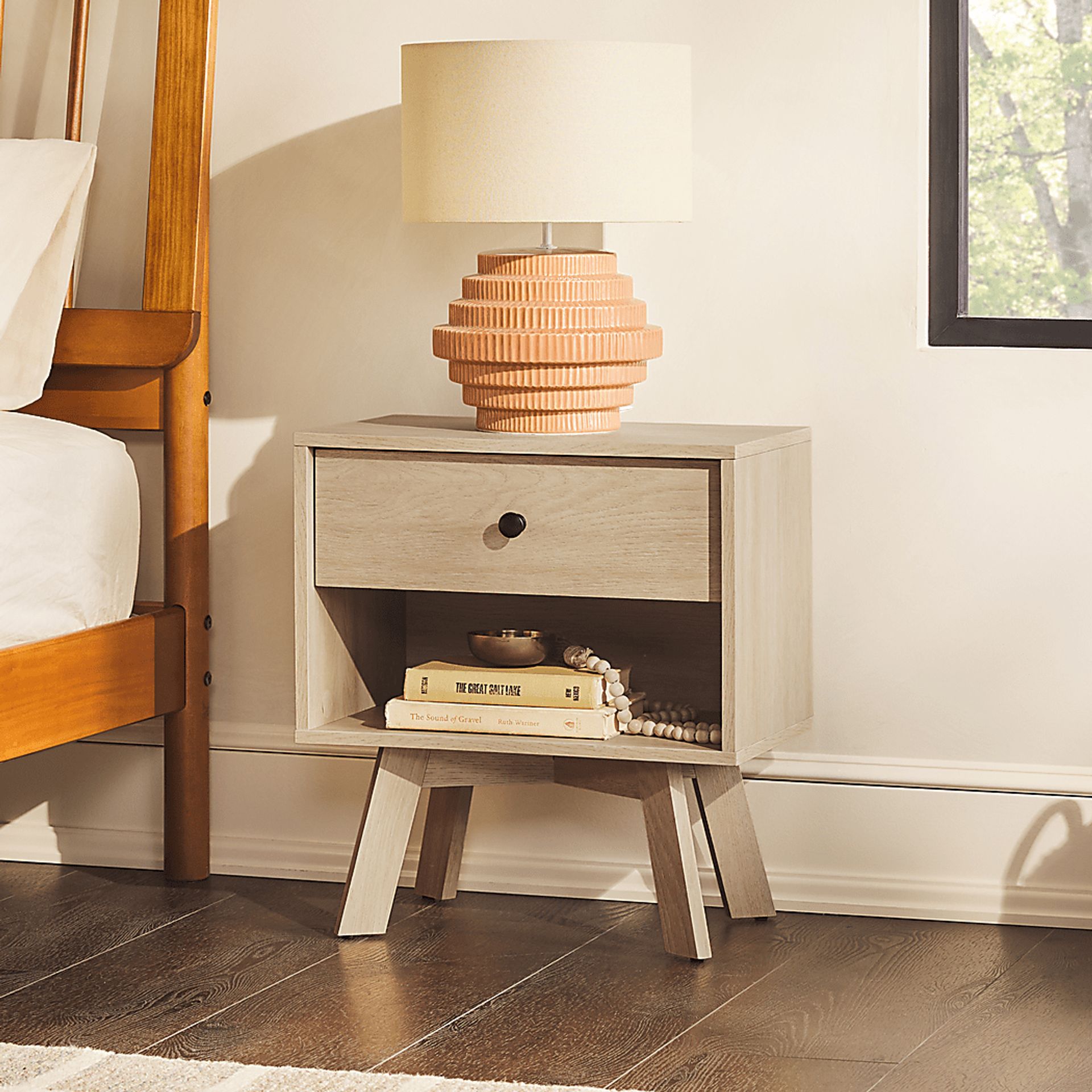 Baleville Oak Nightstand - Image 5