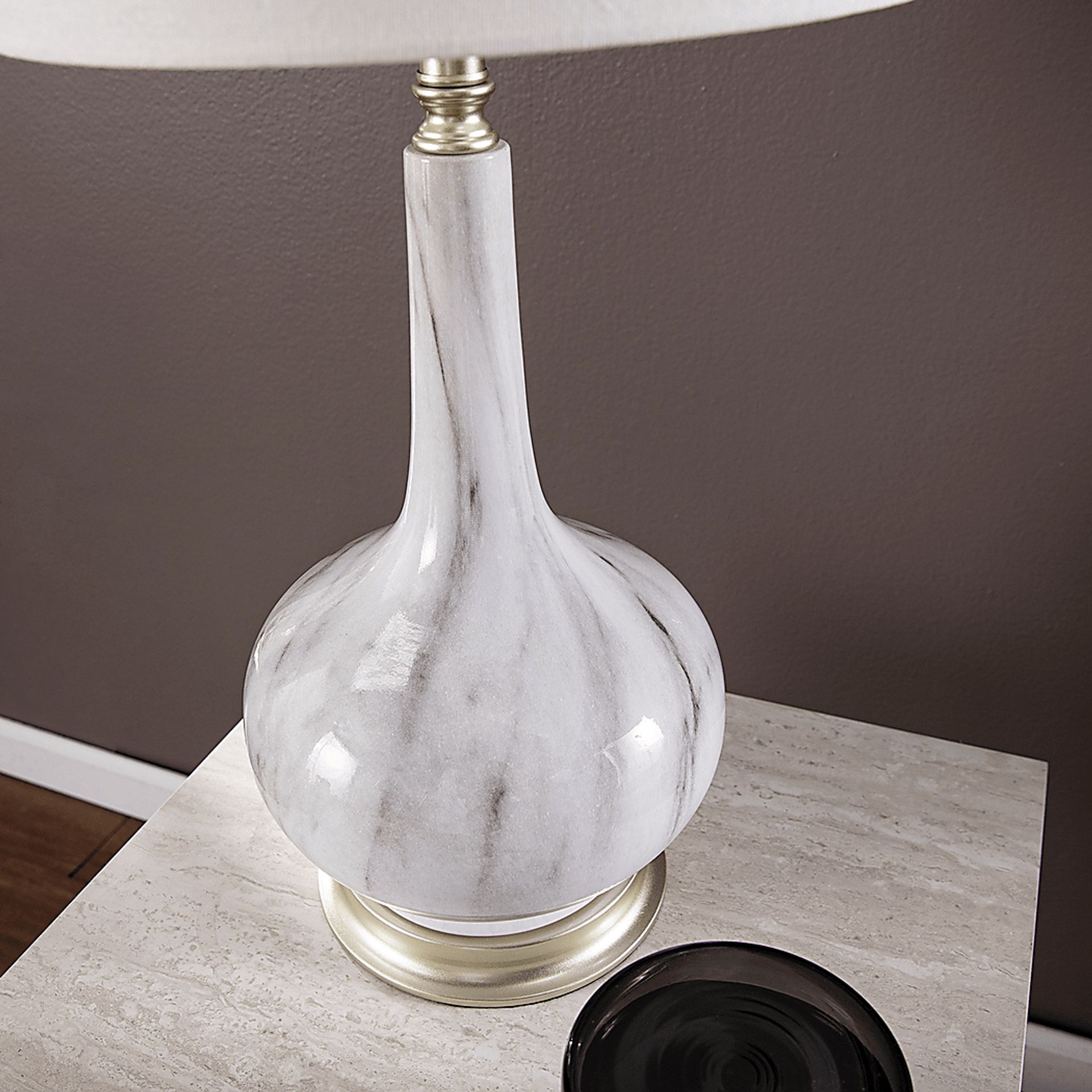 Balnor White Table Lamp - Image 4