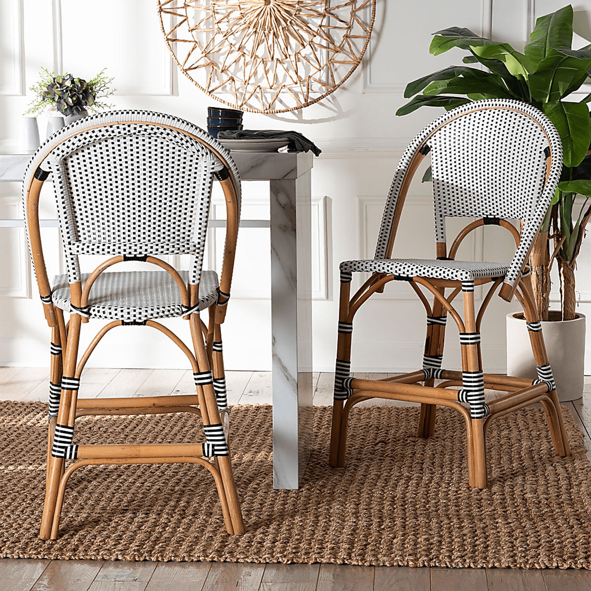 Bandyn Black and White Counter Height Stool, Set of 2 - Image 2