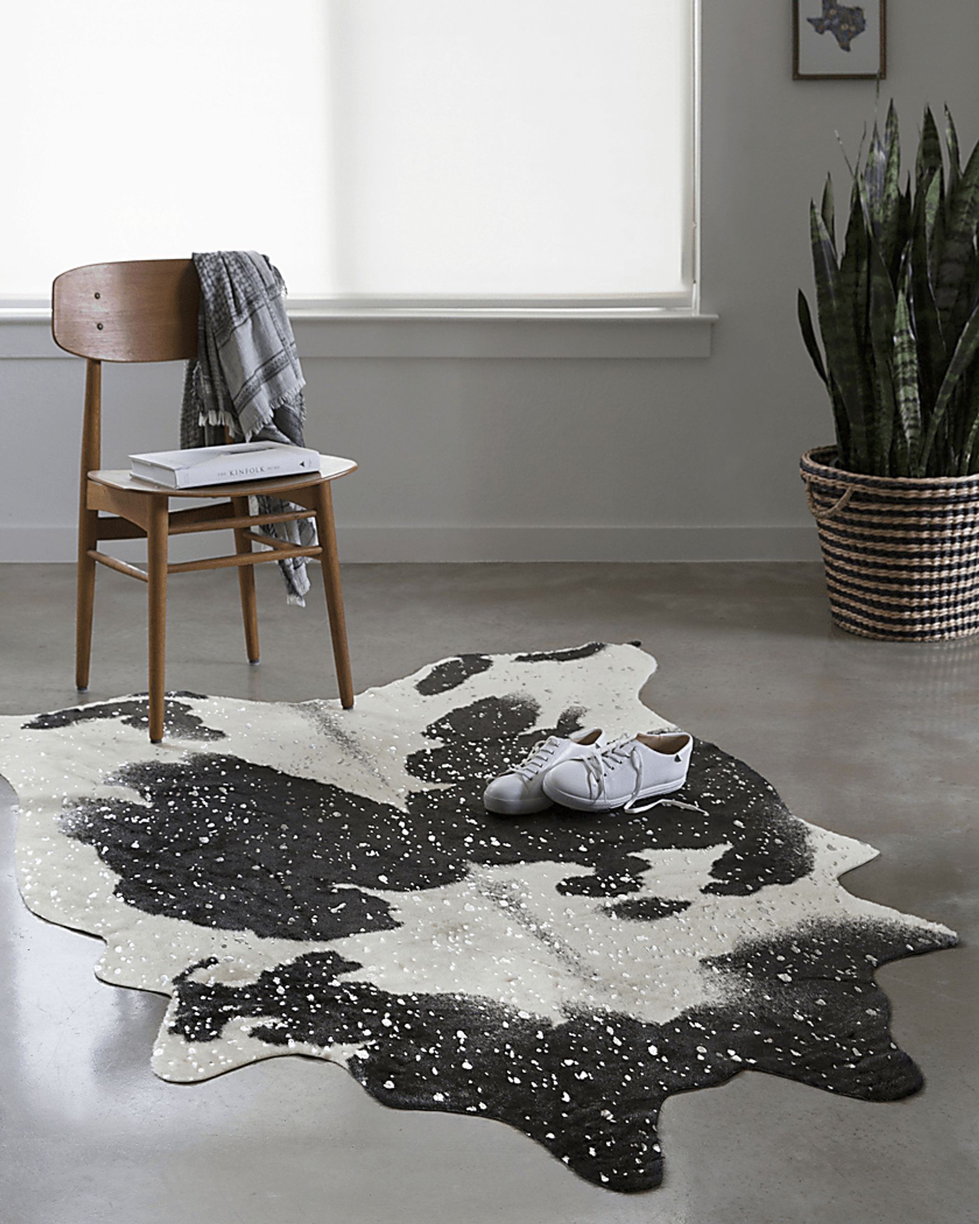 Bannan Black 6'2 x 8' Rug - Image 2