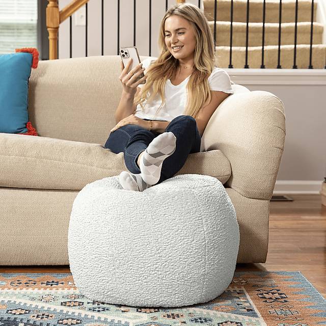 Bansqa I White Shearling Pouf - Thumbnail - Image 3