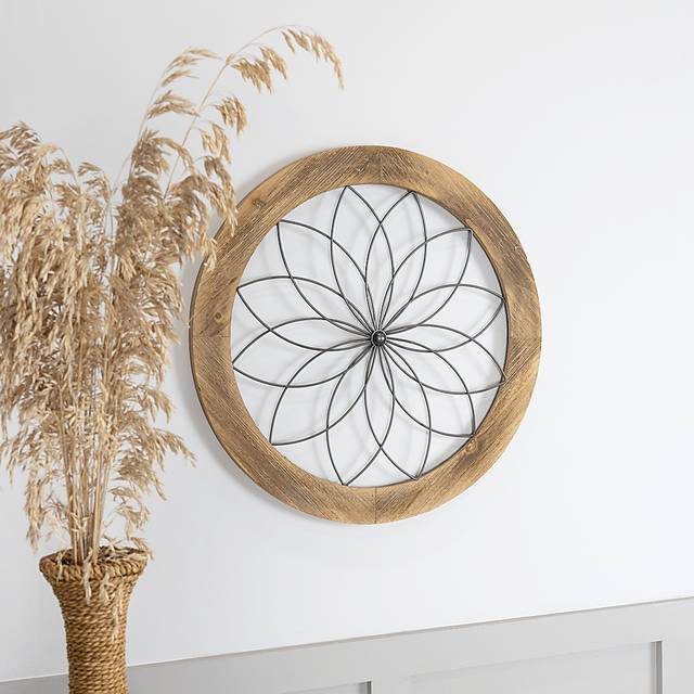 Baraeswood Brown Wall Decor - Thumbnail - Image 5