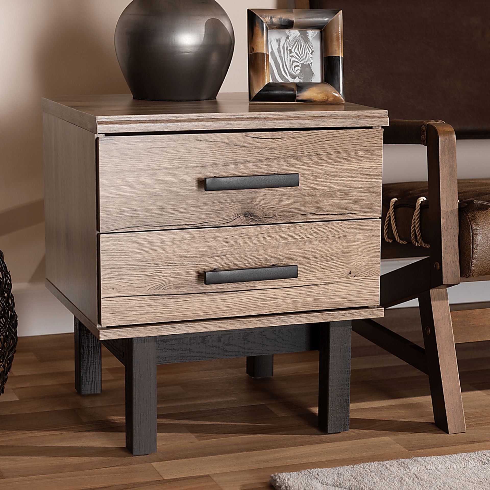 Bareford Oak End Table - Image 2