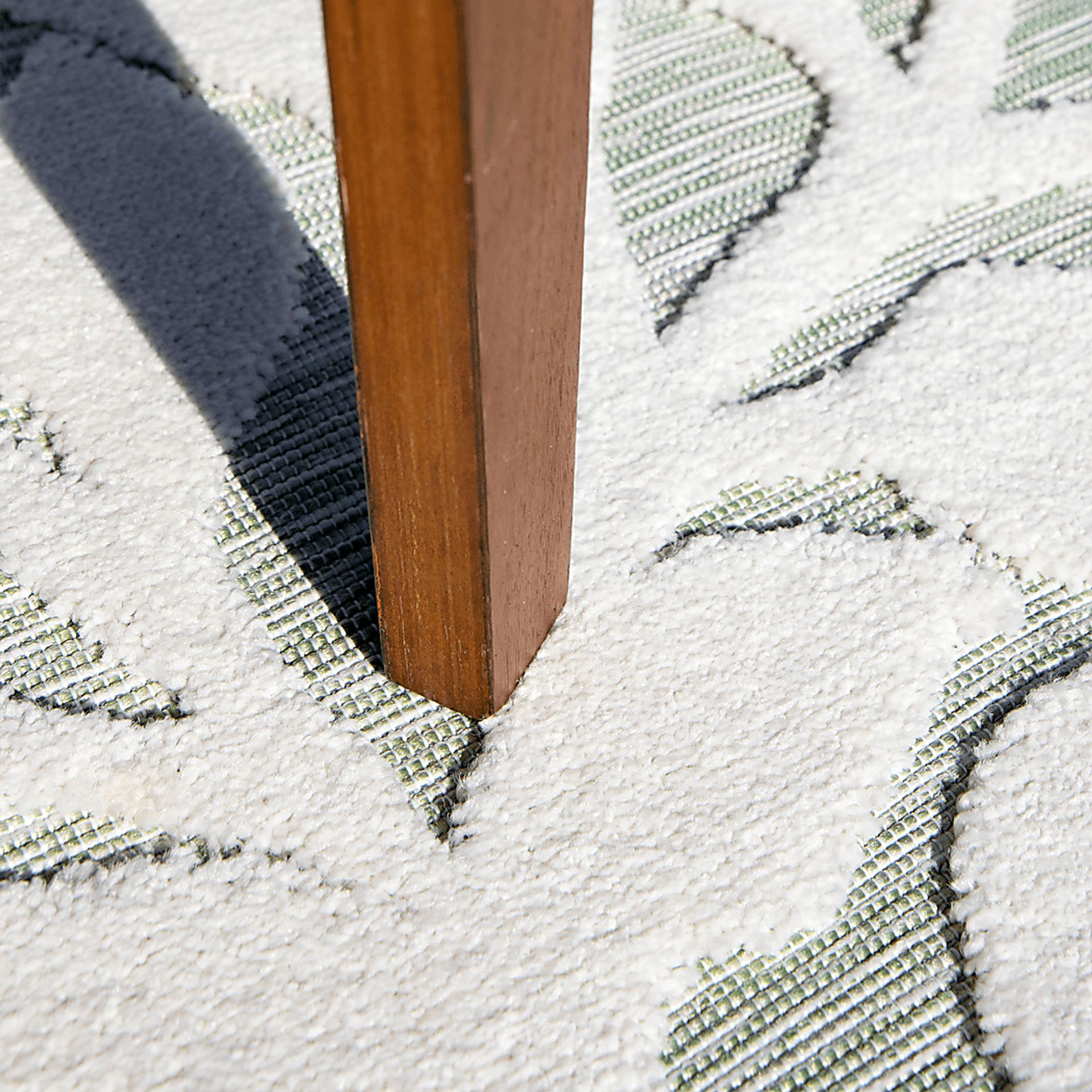 Barfelt White 5'2 x 7'6 Rug - Image 5