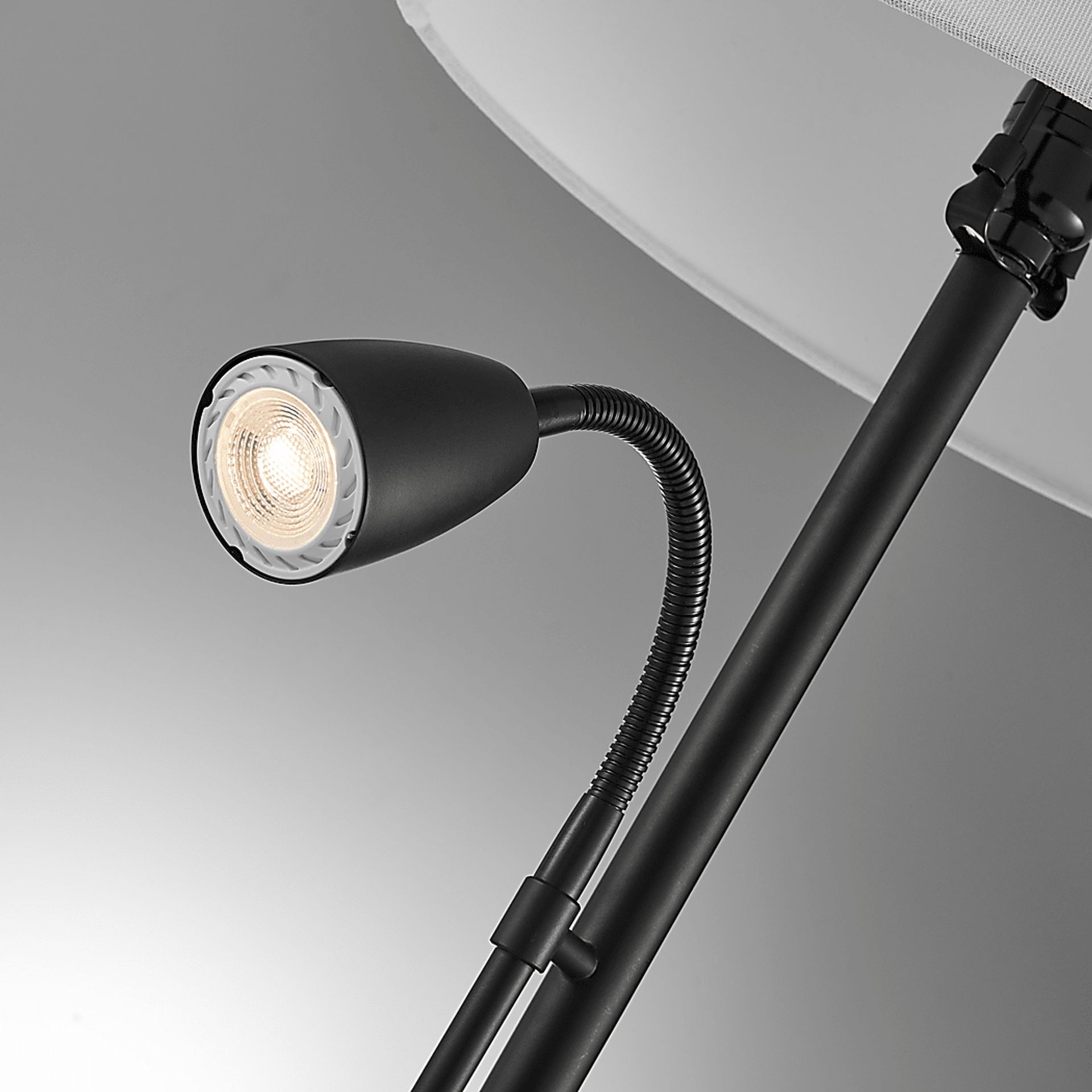 Bargello Farm Black Lamp, Set of 2 - Image 4