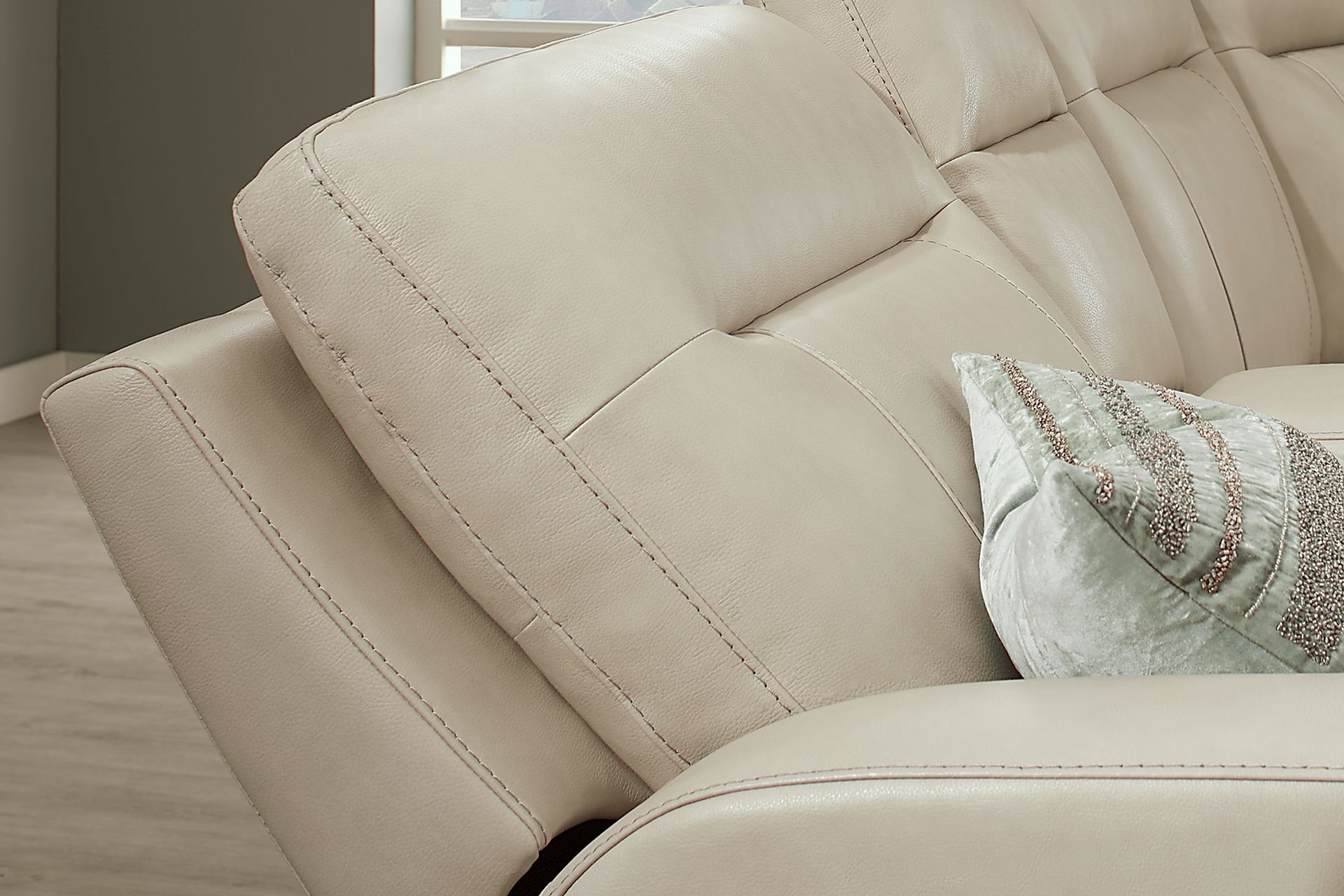 Bargotti Ice Leather 5 Pc Dual Power Reclining Sectional - Image 3