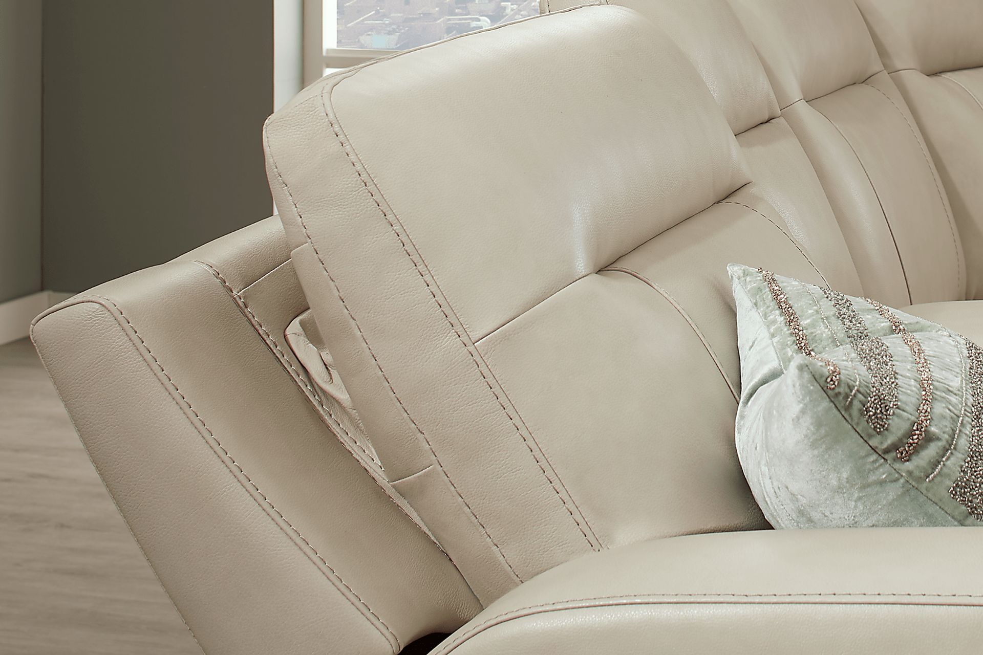 Bargotti Ice Leather 5 Pc Dual Power Reclining Sectional - Image 5