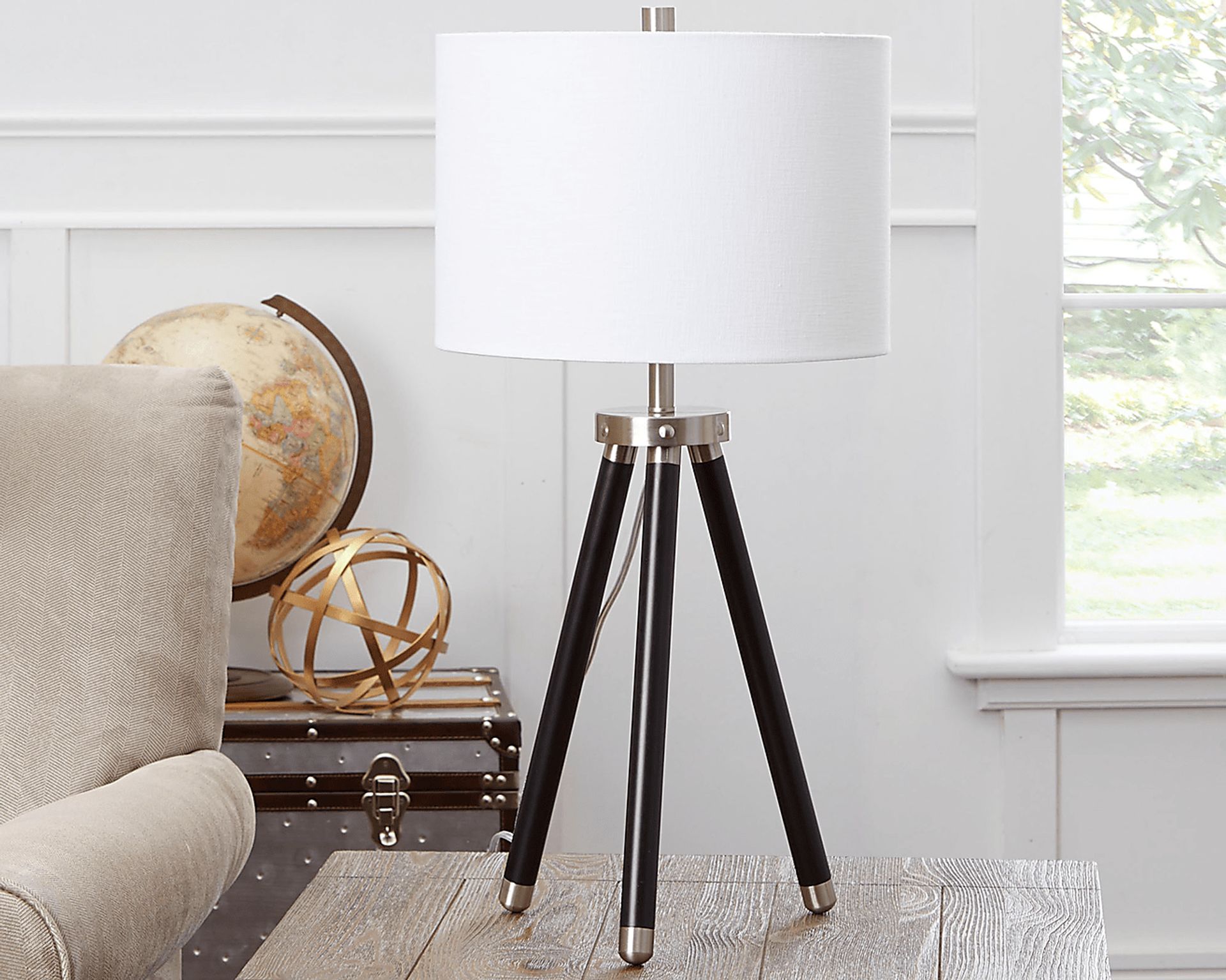 Barriemore Black Table Lamp - Image 4