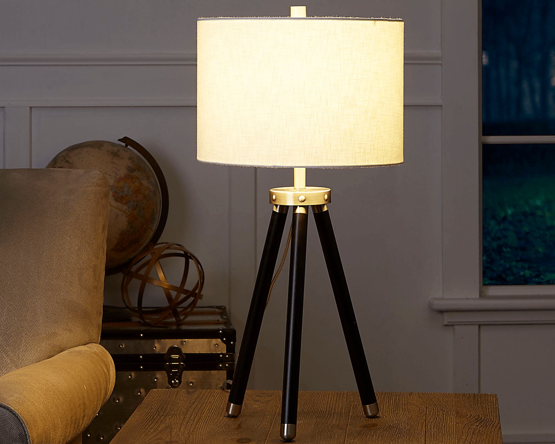 Barriemore Black Table Lamp - Image 5