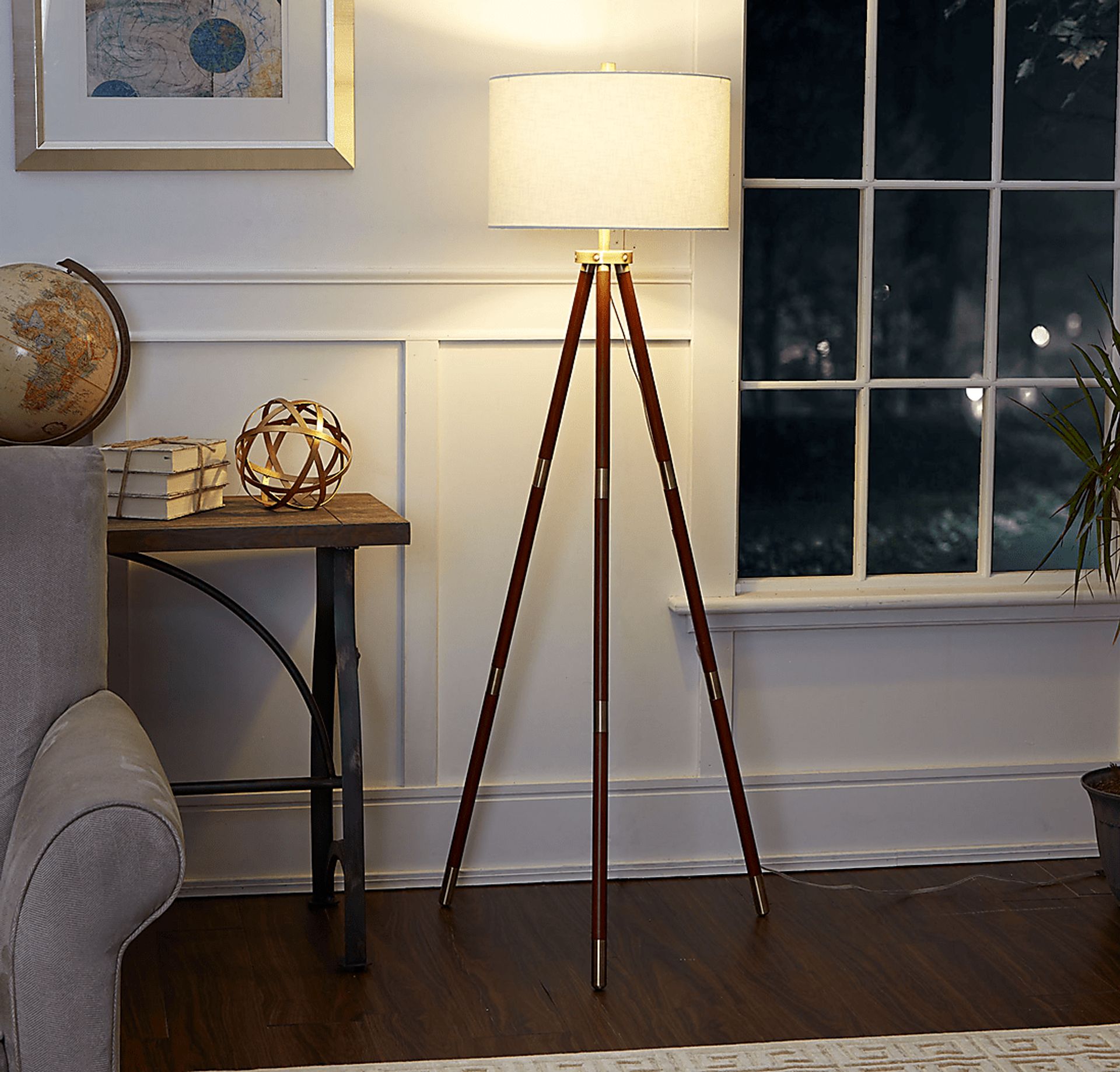 Barriemore Brown Floor Lamp - Image 5