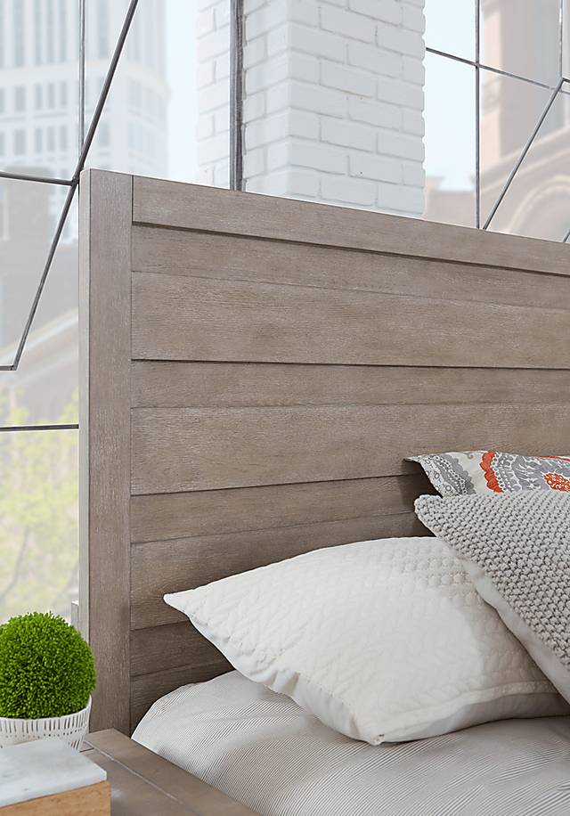 Barringer Place Gray 5 Pc King Panel Bedroom - Thumbnail - Image 5
