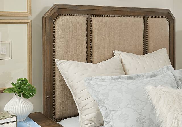 Barriston Trail Brown 7 Pc King Panel Bedroom - Thumbnail - Image 3
