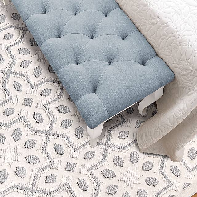 Bartow Blue 5'3 x 7'6 Rug - Thumbnail - Image 3