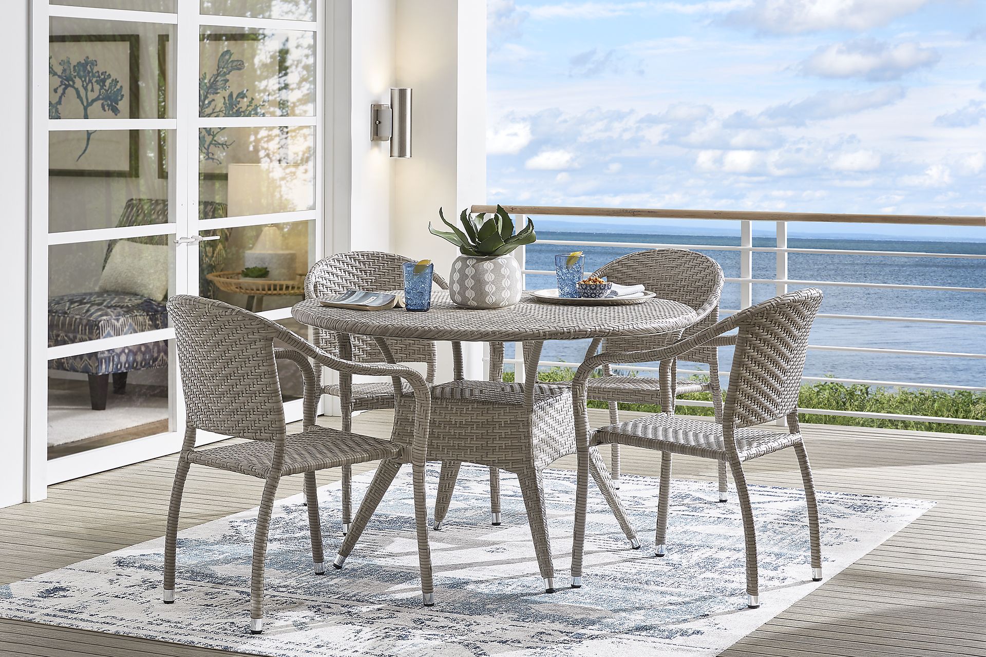 Bay Terrace Gray Wicker 5 Pc 48 in. Round Outdoor Dining Set - Image 1