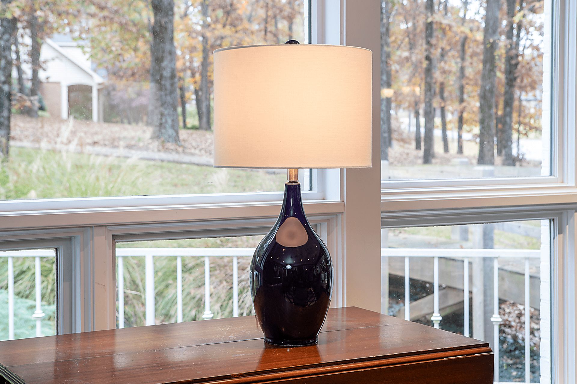 Beason Blue Lamp - Image 4