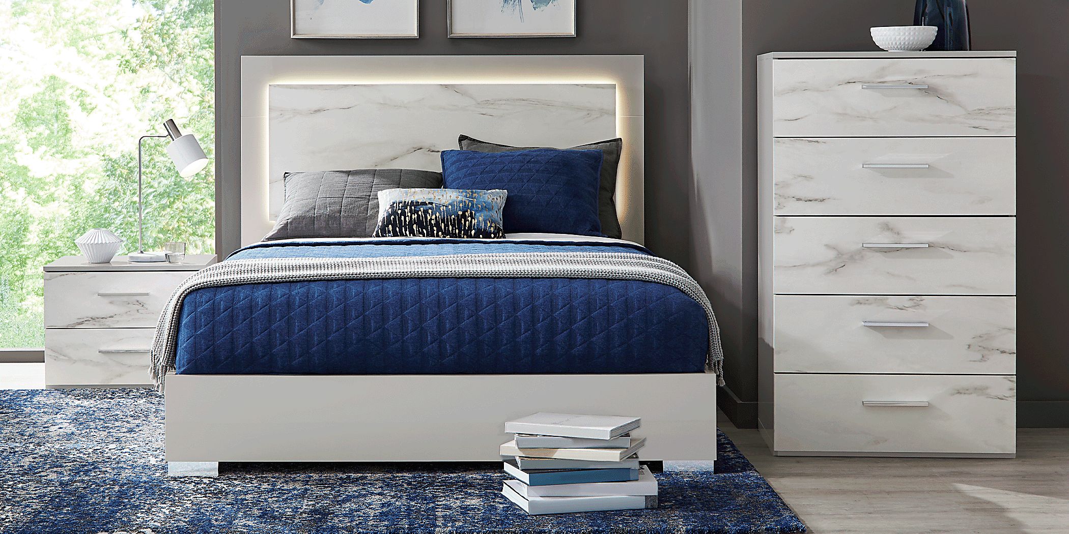 https://assets.roomstogo.com/product/beatrice-gray-5-pc-king-bedroom_8117222P_image-room?cache-id=592cb16ce0f609c605ba4a6b3b564acb