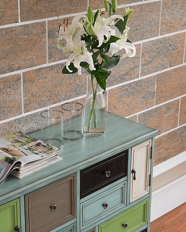 Beatrice Lane Gray Accent Cabinet - Thumbnail - Image 3