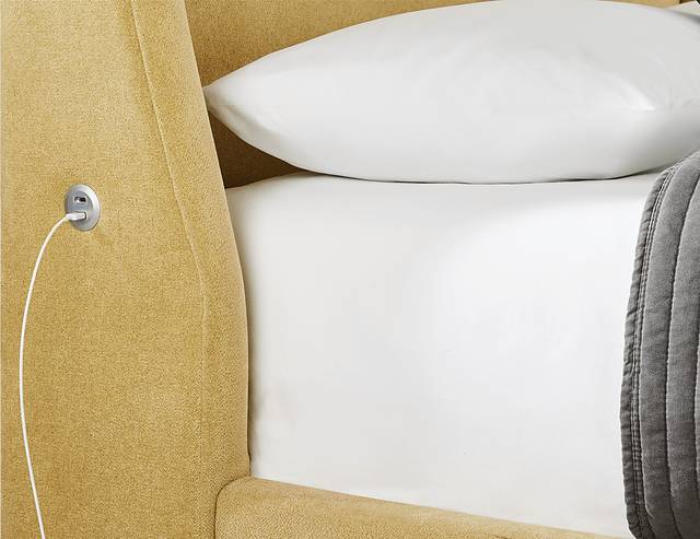 Beaufoy Yellow 3 Pc King Upholstered Bed - Thumbnail - Image 3