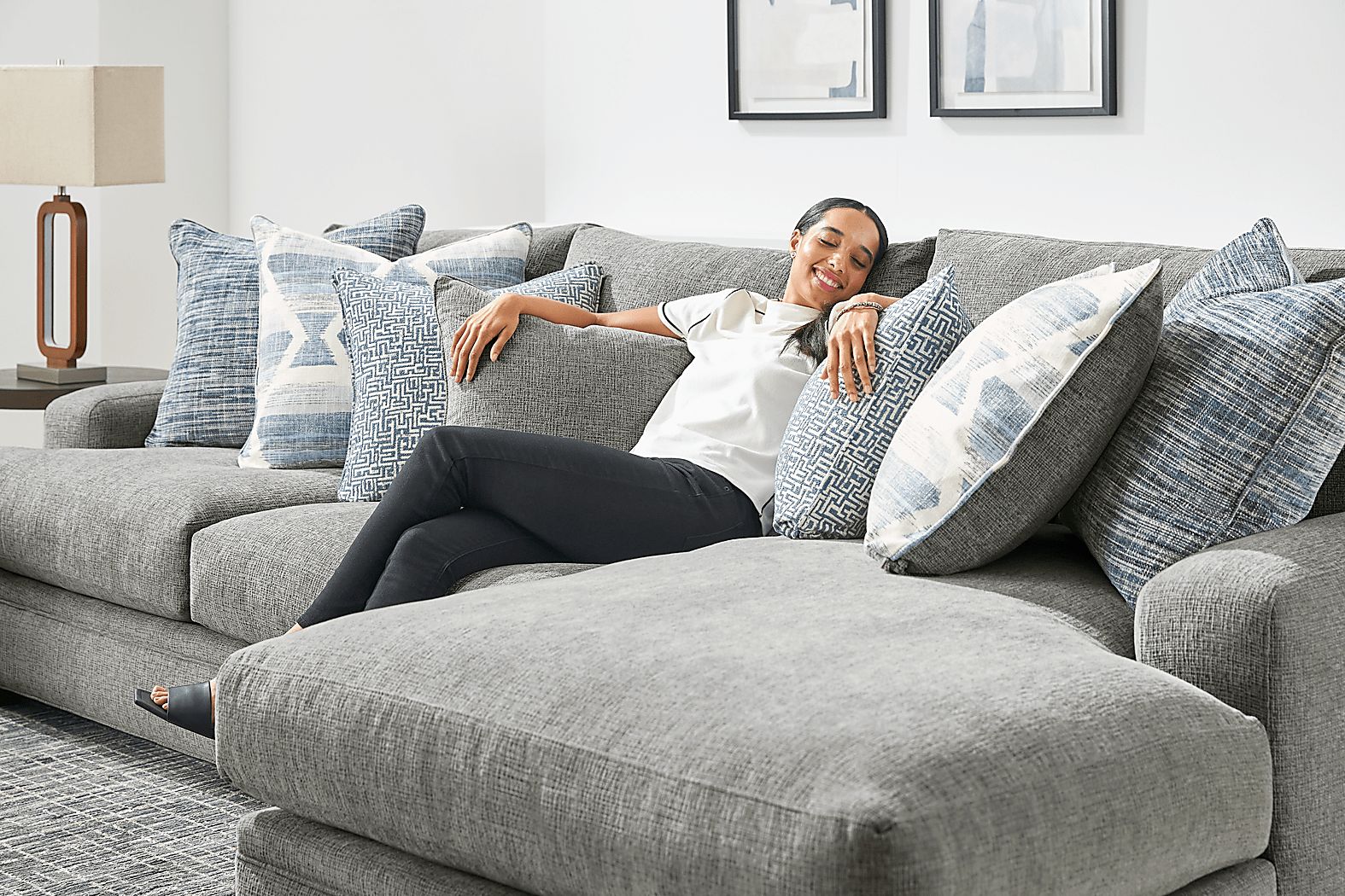 Cindy Crawford Home Bedford Park Sectional - Thumbnail 5