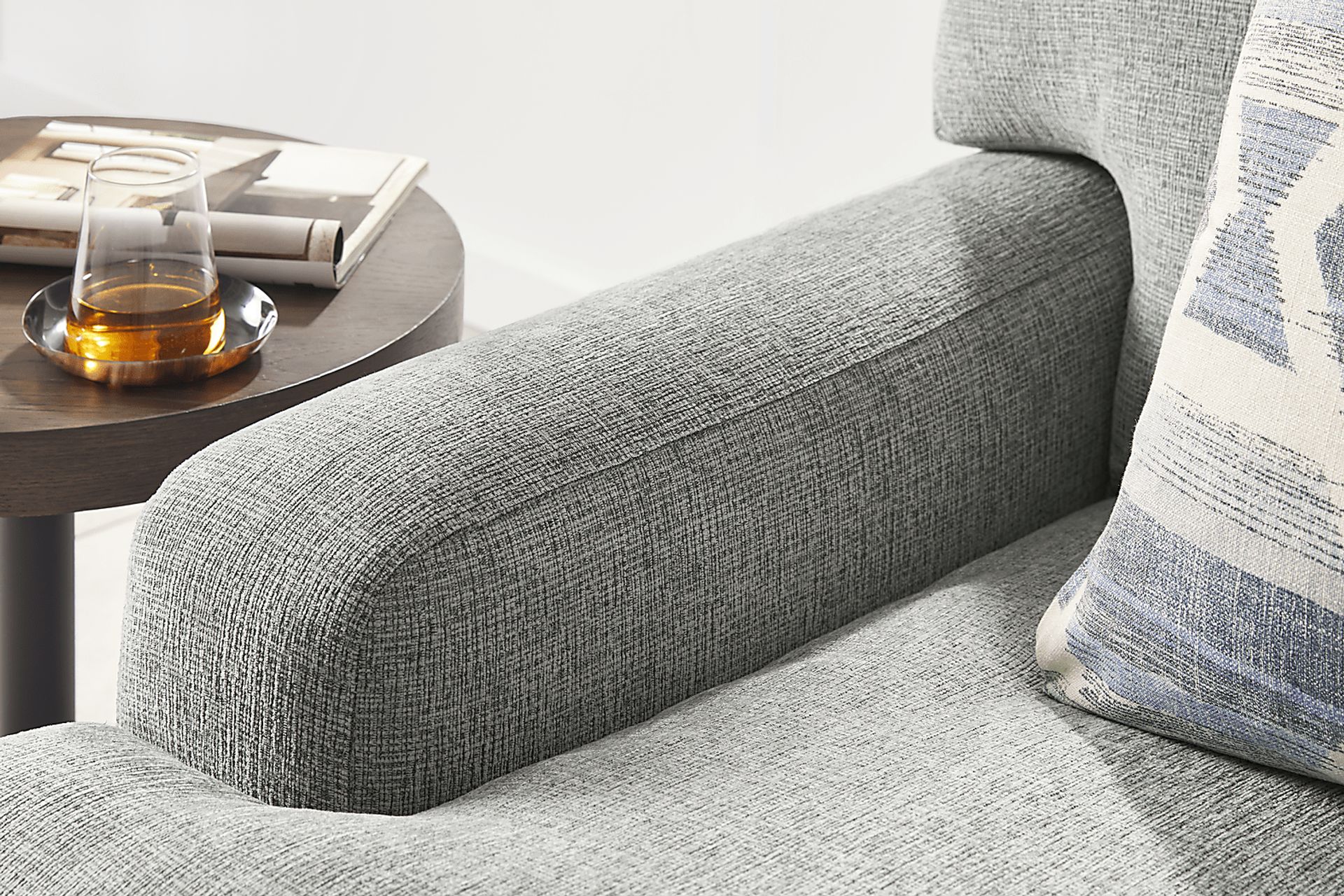 Bedford Park Gray 4 Pc Sectional - Image 6