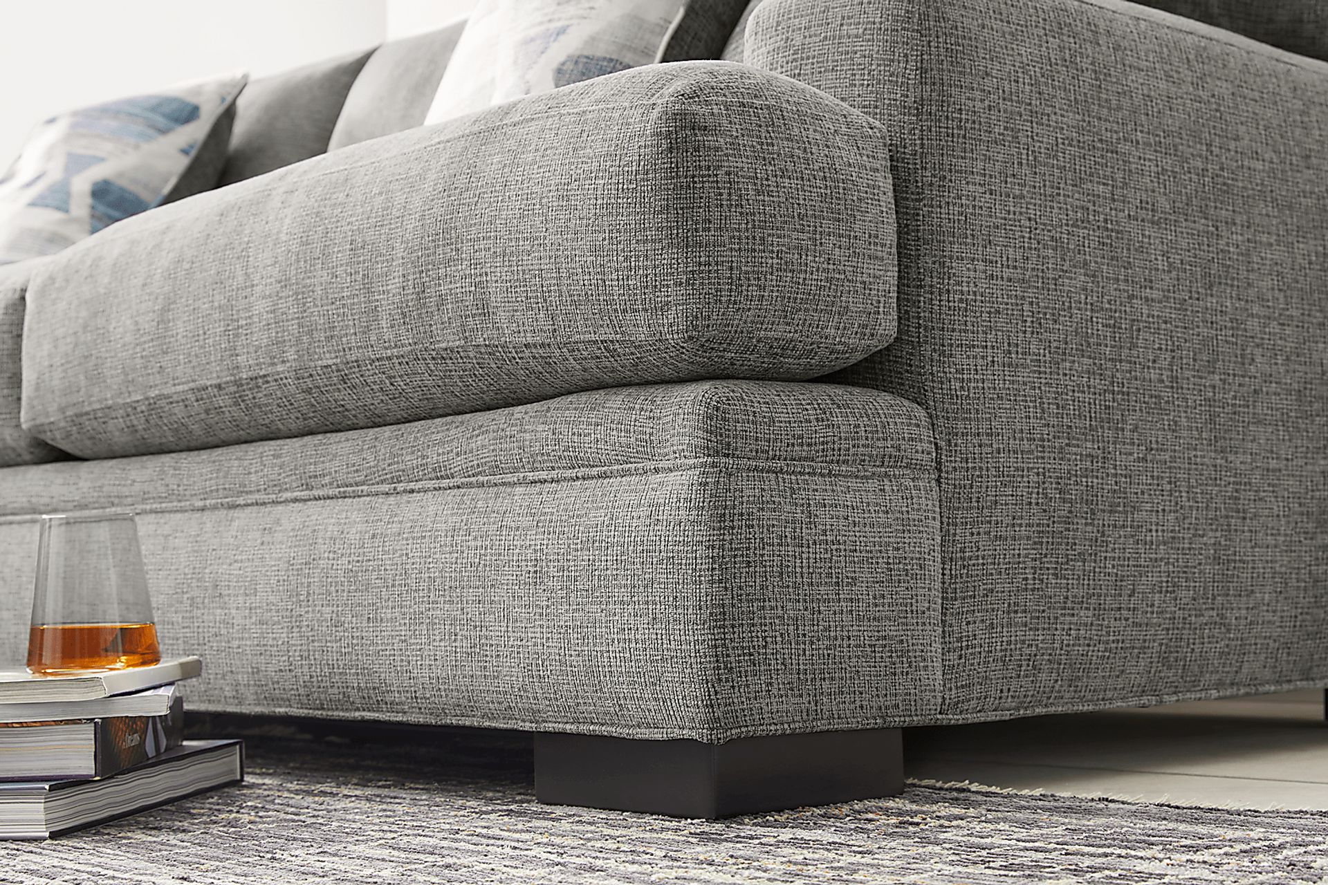 Bedford Park Gray 4 Pc Sectional - Image 1