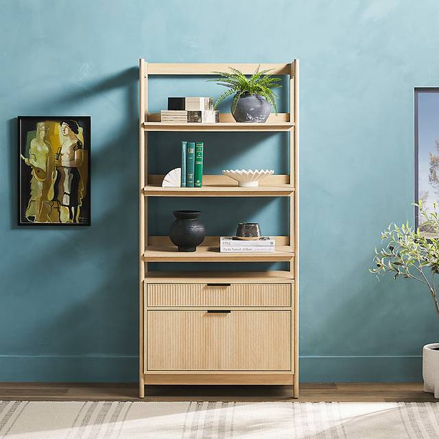 Bedfordshire I Oak Bookcase - Thumbnail - Image 2