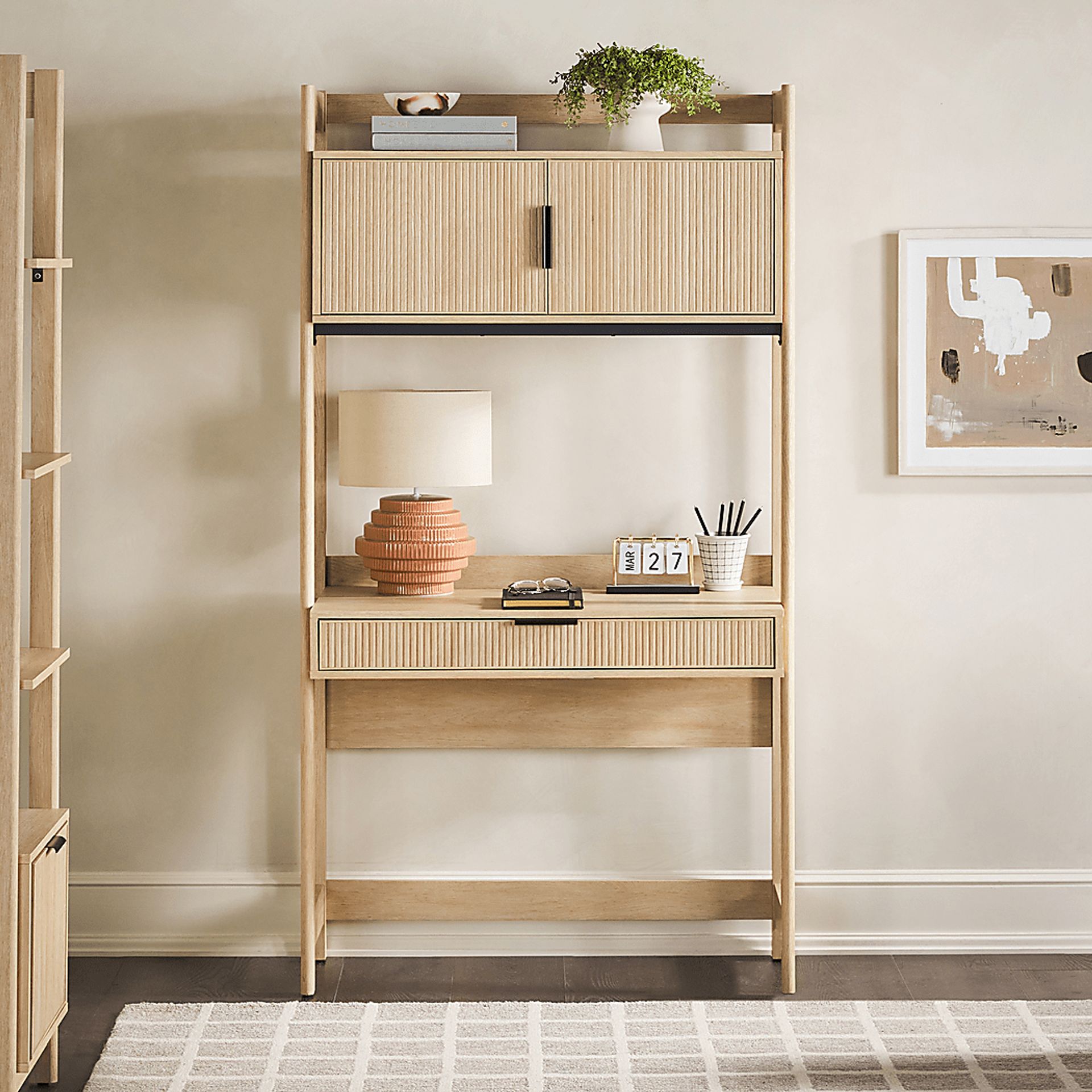 Bedfordshire Oak Desk With Hutch - Image 3