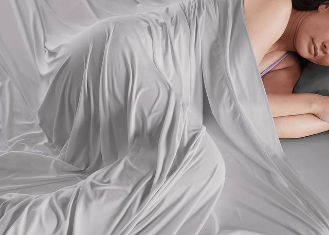 Bedgear Dri-Tec Light Gray 4 Pc Queen Bed Sheet Set - Thumbnail - Image 7