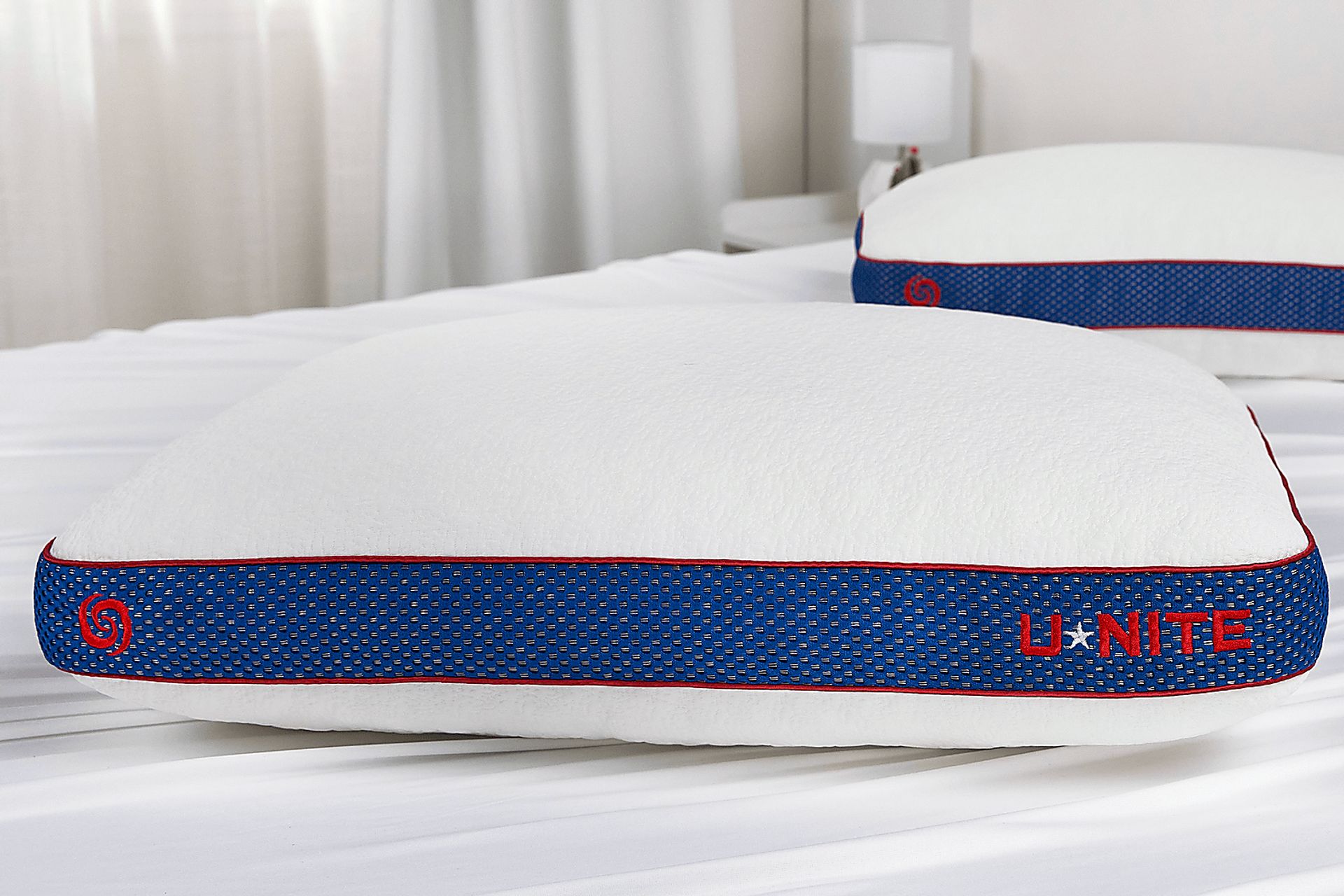 Bedgear U-Nite Performance Queen Pillow - Image 3