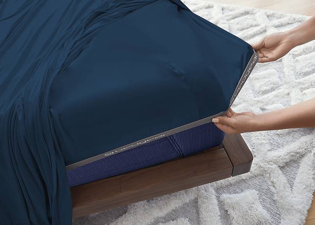 Bedgear Ver-Tex Navy 5 Pc Split King/Split California King Sheet Set - Thumbnail - Image 4