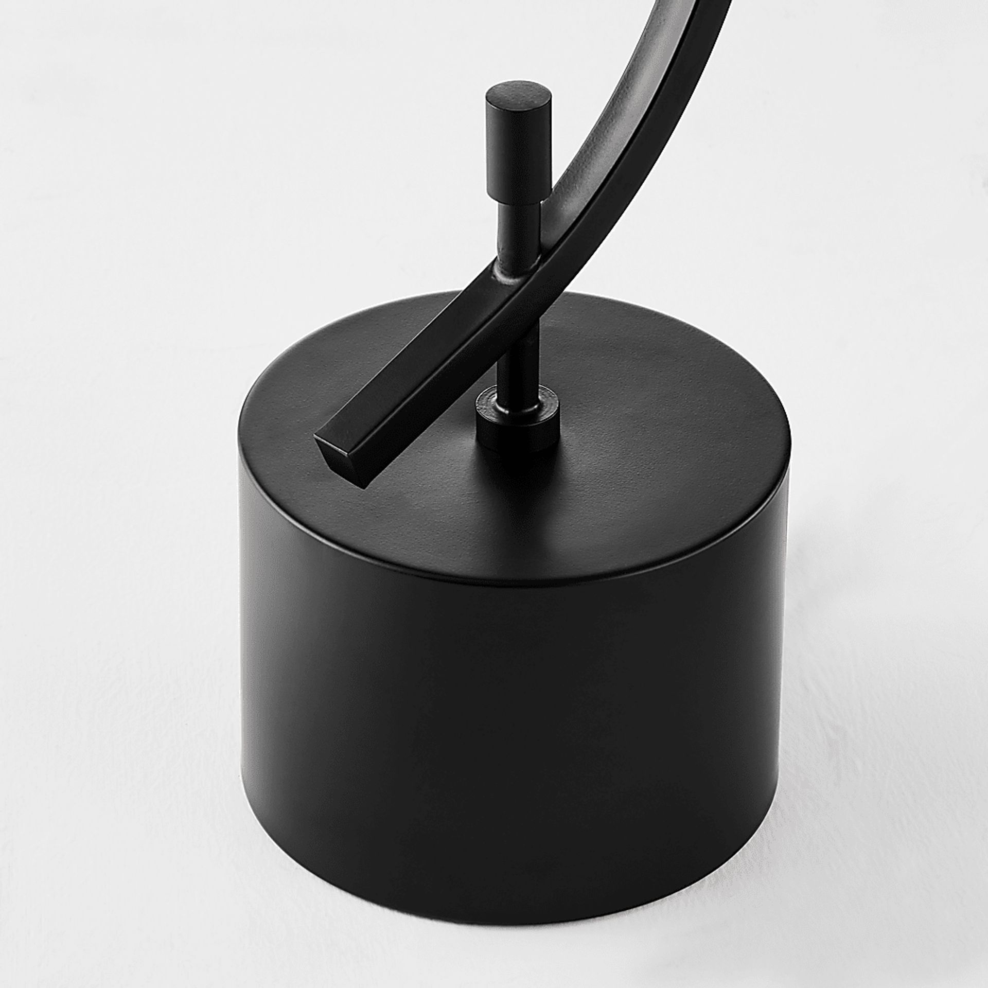 Beeler Home Graphite Lamp - Image 3