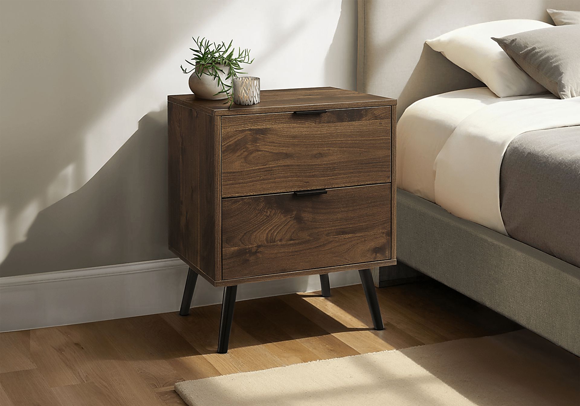 Beeworth Dark Brown Nightstand - Image 2