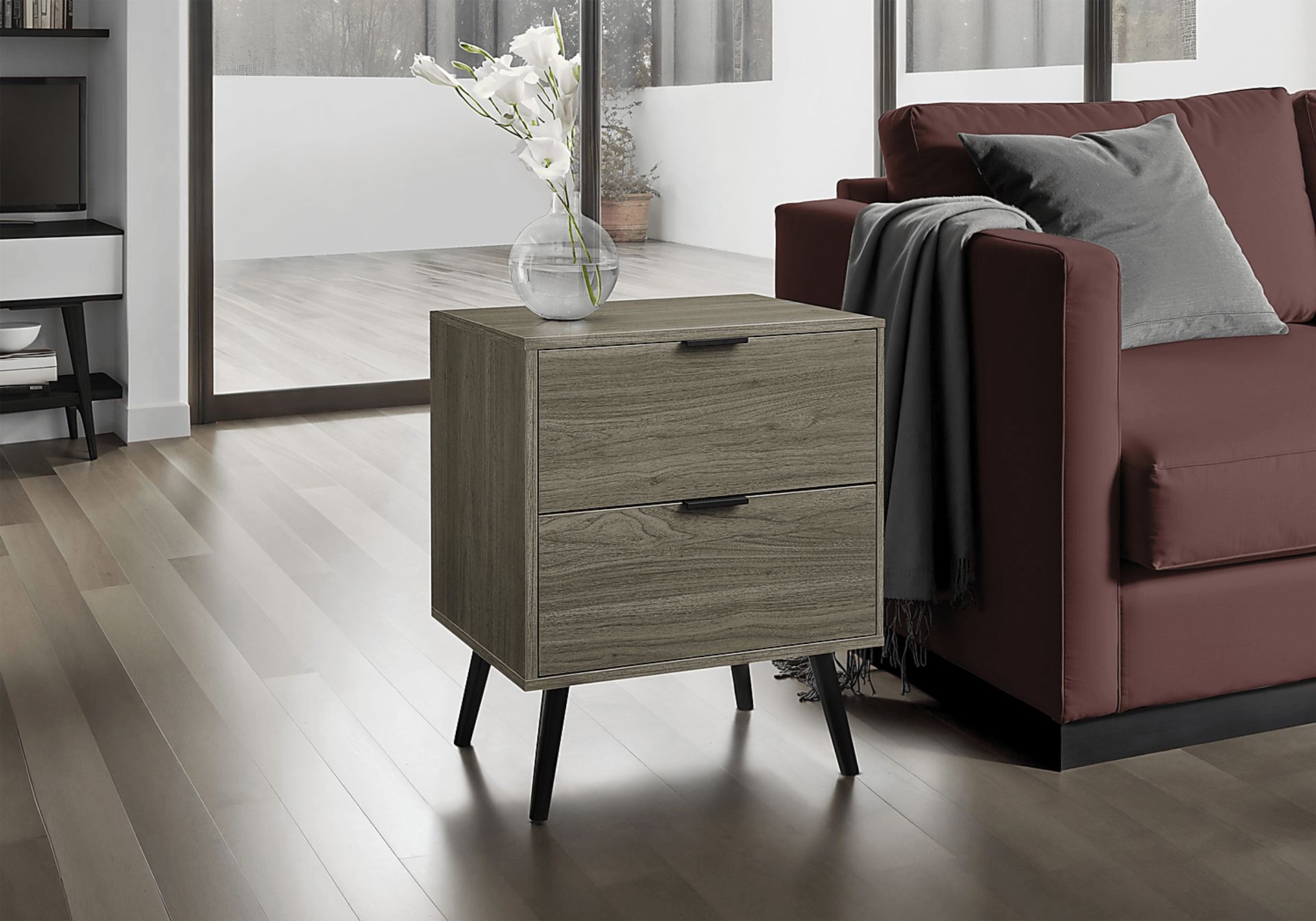 Beeworth Gray Nightstand - Image 2