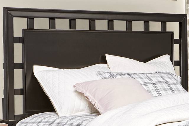 Belcourt Black 3 Pc Queen Lattice Arch Bed - Thumbnail - Image 3