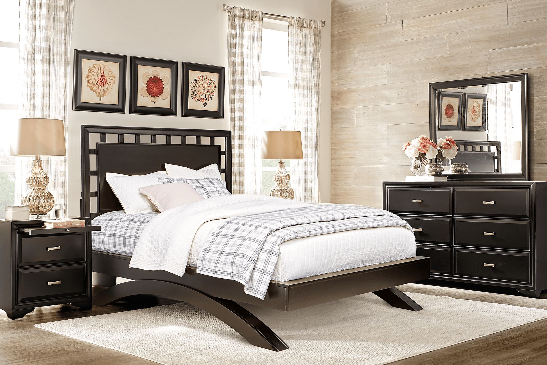 Belcourt Black 5 Pc Queen Lattice Arch Bedroom - Image 1