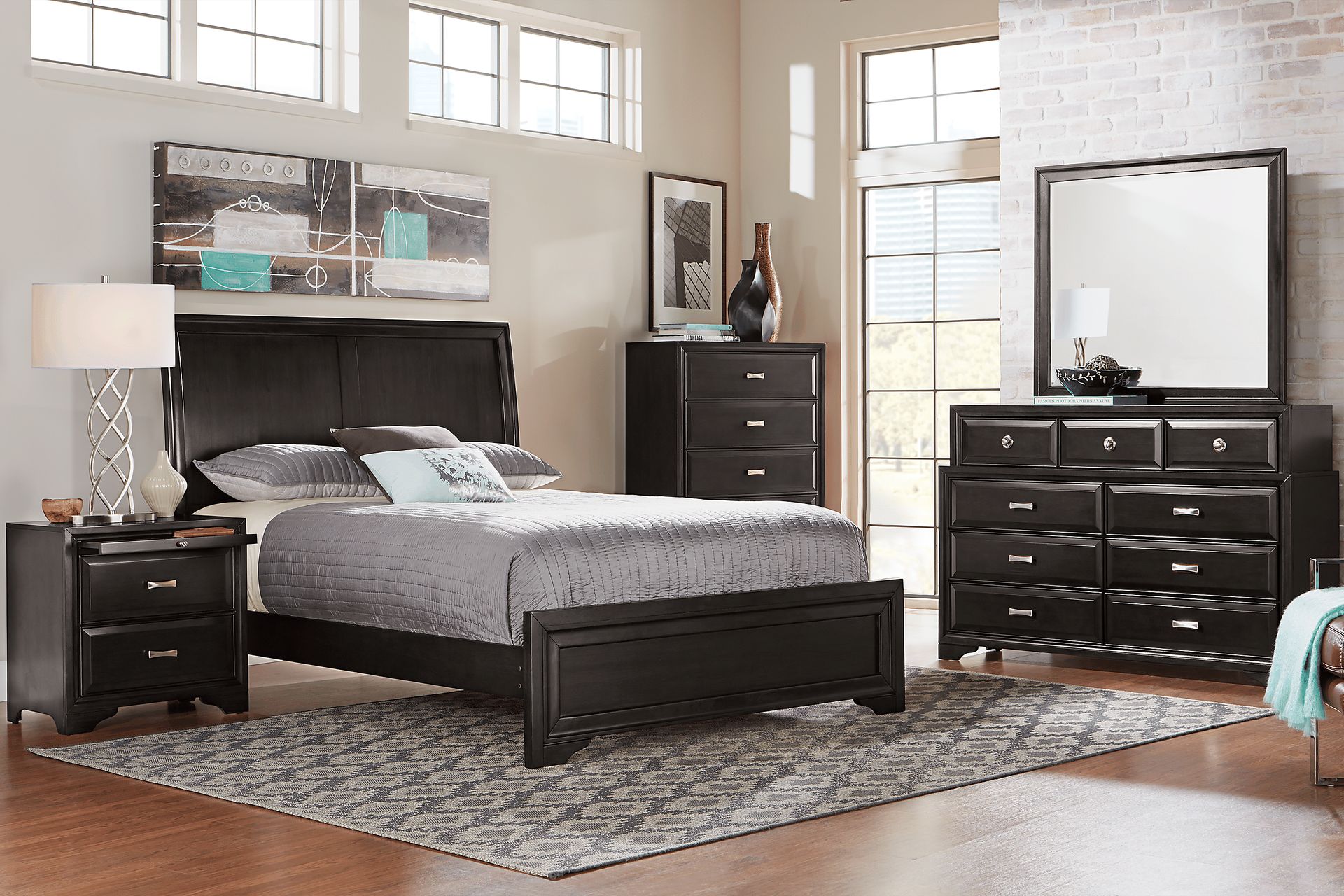 Belcourt Black 5 Pc Queen Sleigh Bedroom - Image 1