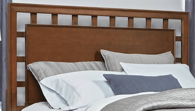 Belcourt Brown Cherry 3 Pc Queen Lattice Arch Bed - Thumbnail - Image 3