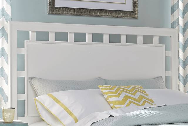 Belcourt White 3 Pc Queen Lattice Arch Bed - Thumbnail - Image 3