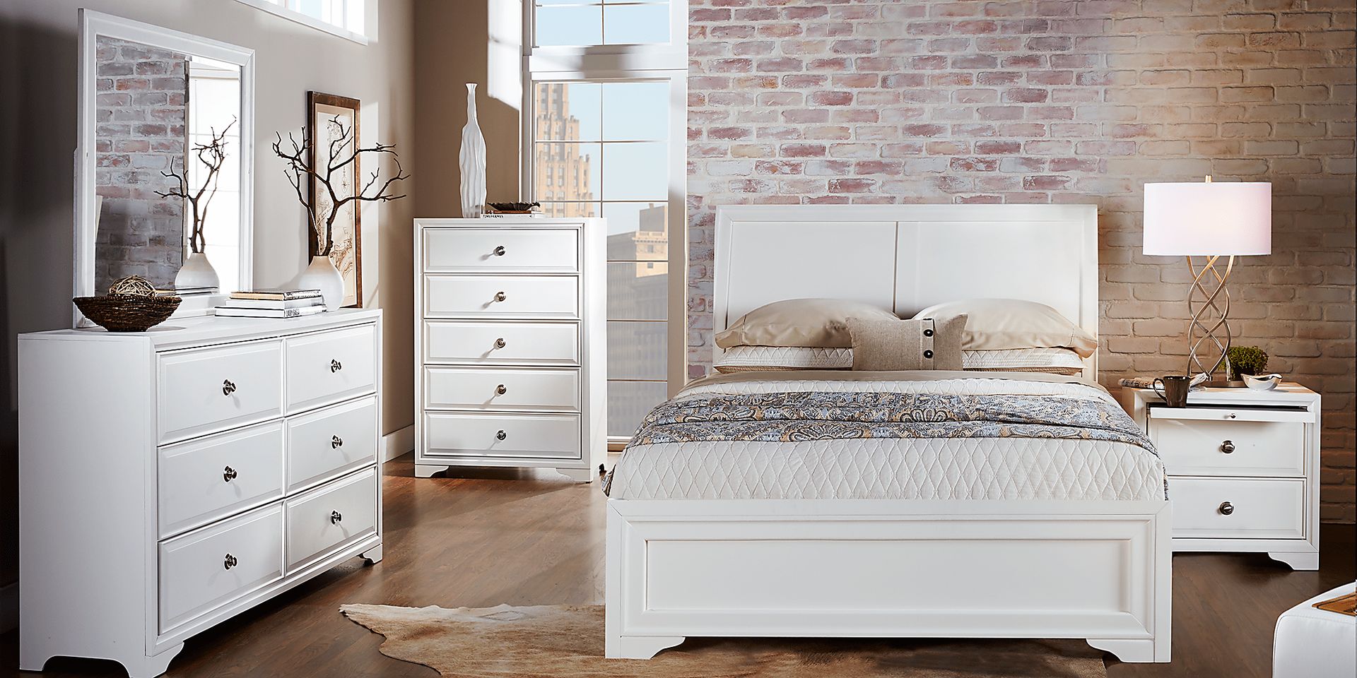 Belcourt White 5 Pc Queen Sleigh Bedroom - Image 2