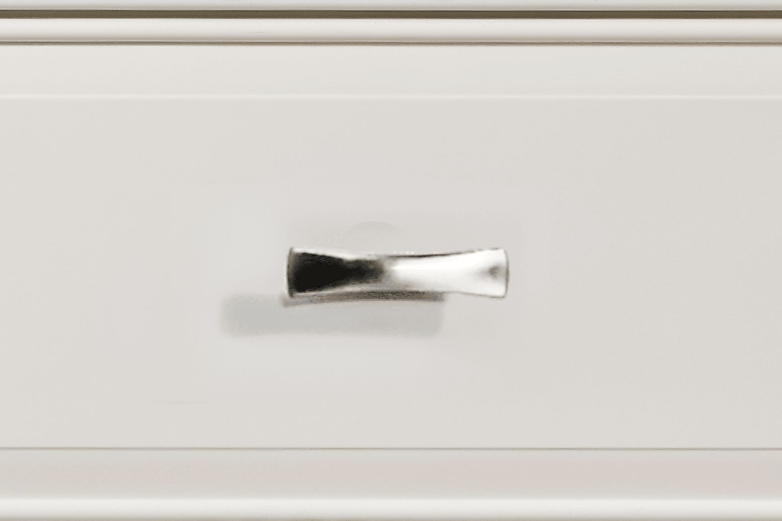 Belcourt White Colors,White Dresser