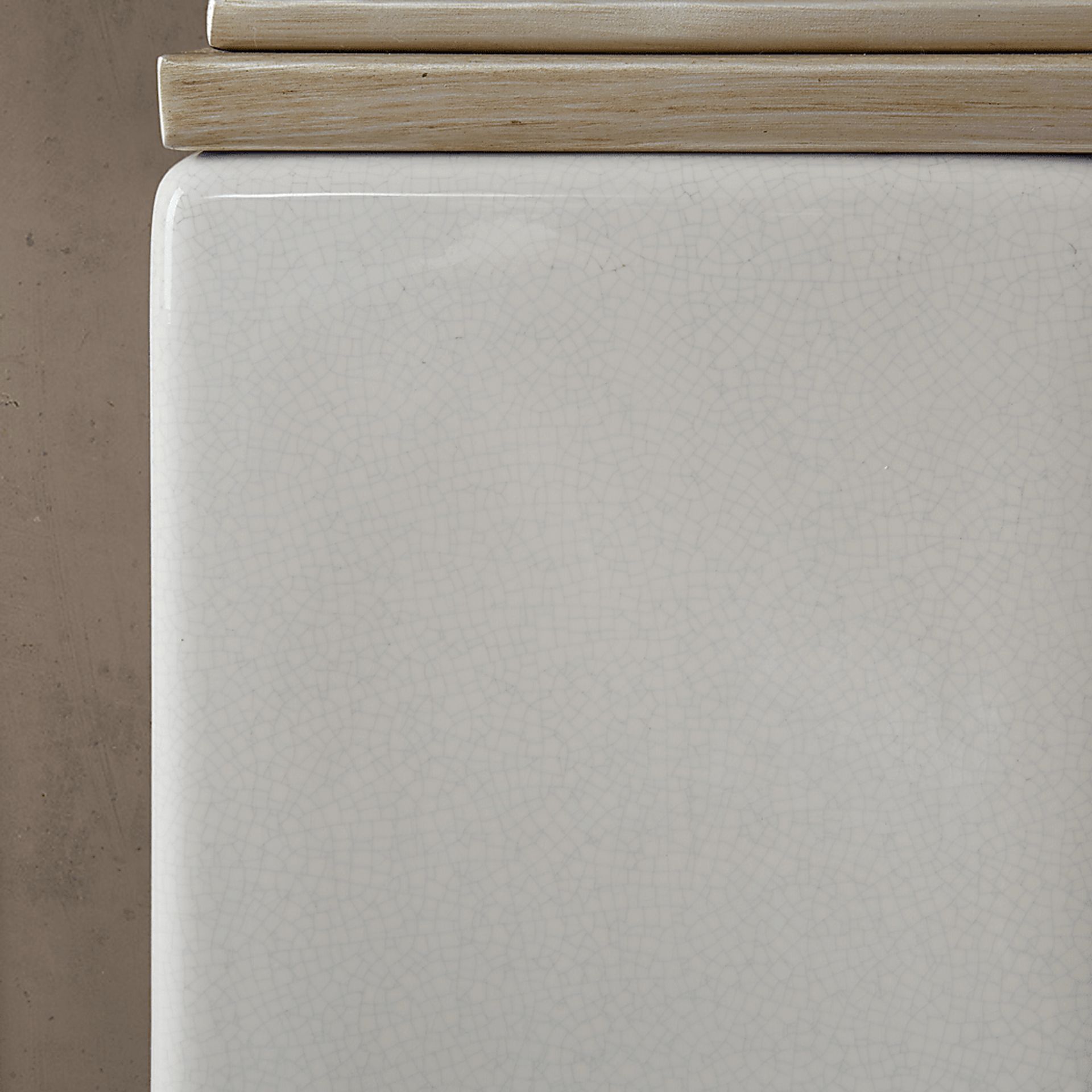 Bell Gate Ivory Lamp - Image 3