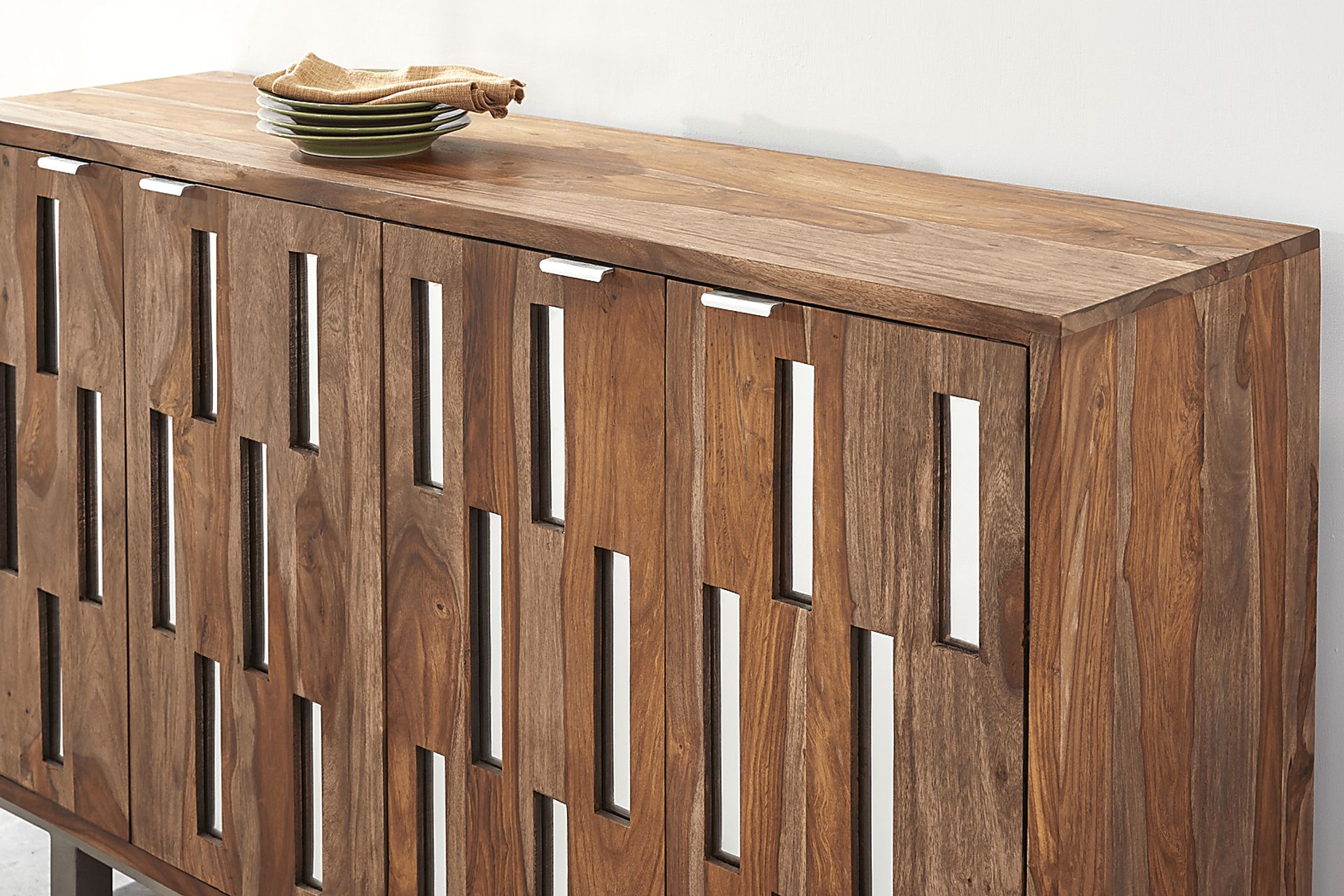 Bellac Point Nutmeg Credenza - Image 4