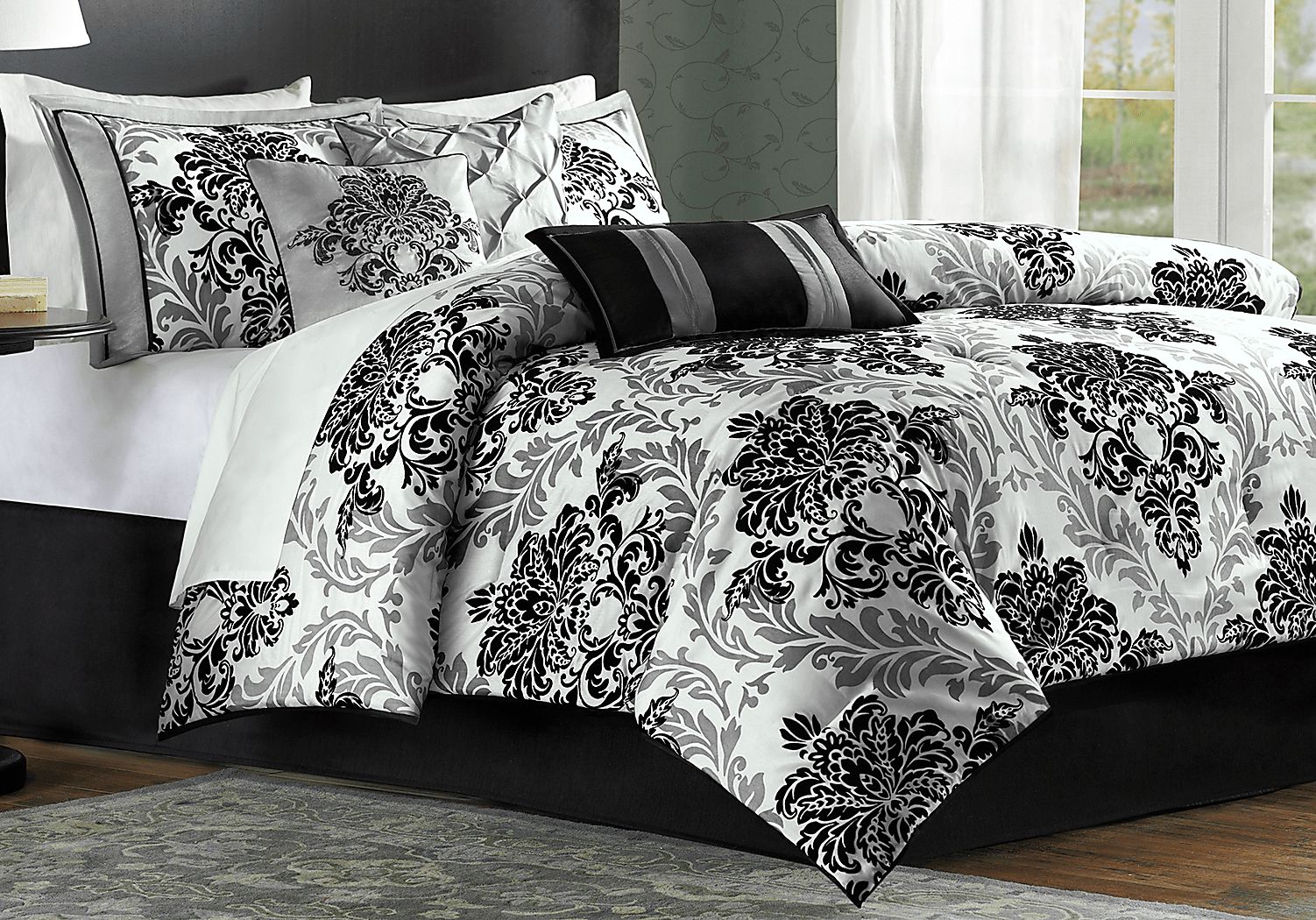 Bellaire Gray 7 Pc Queen Comforter Set - Rooms To Go